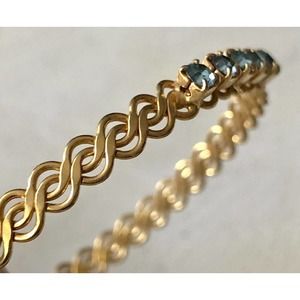 Vintage 1970s Girls Fashion Bracelet Goldtone Braid With 5 Light Blue Crystals